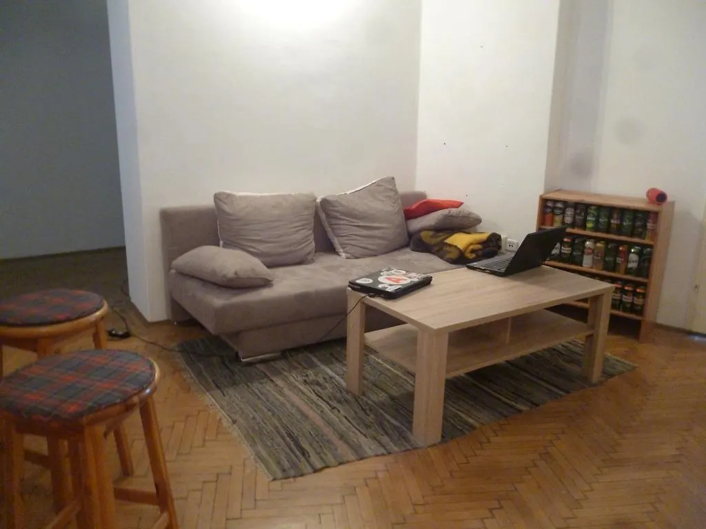 Kis Stacio Apartment 11 Beds Budapest